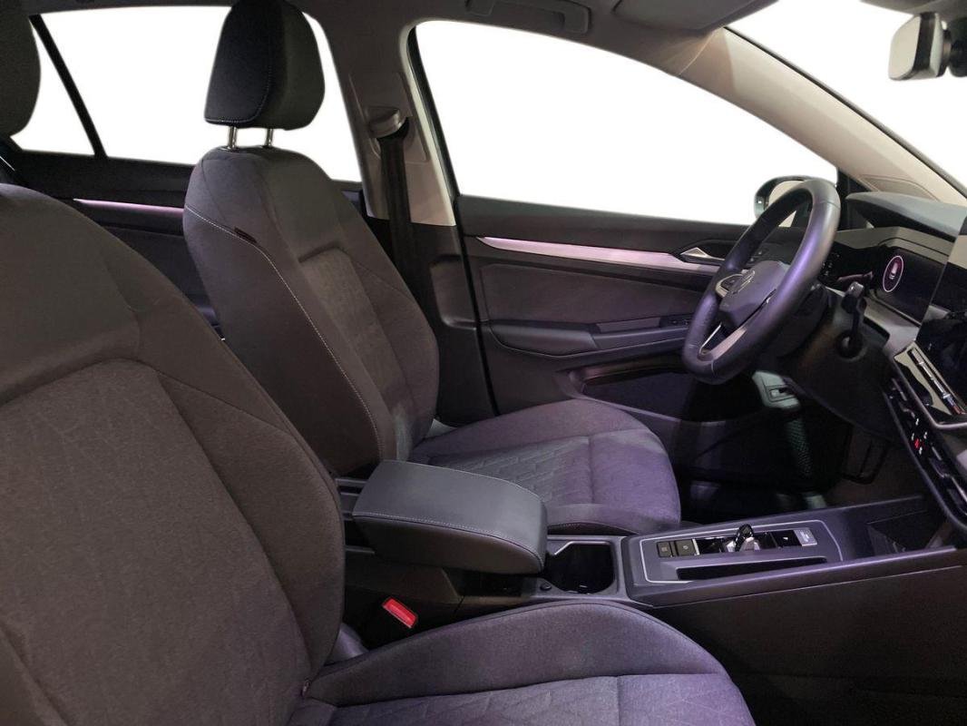 Volkswagen Golf - Photo 13