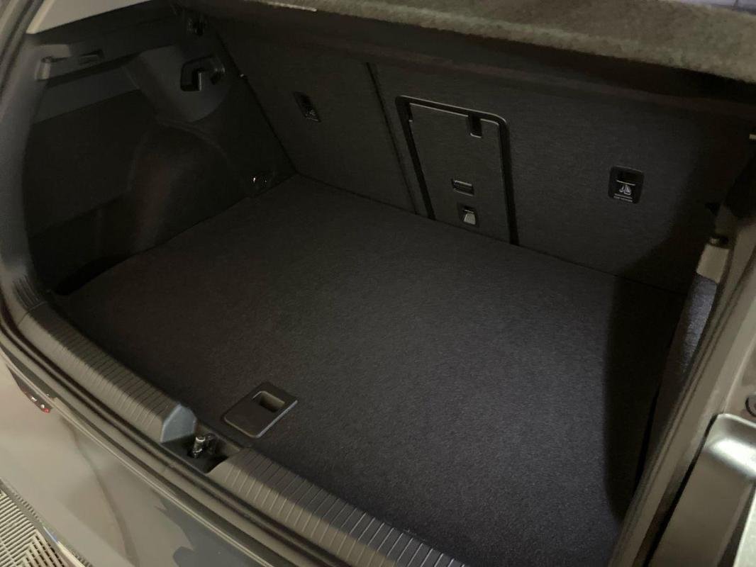 Volkswagen Golf - Photo 32
