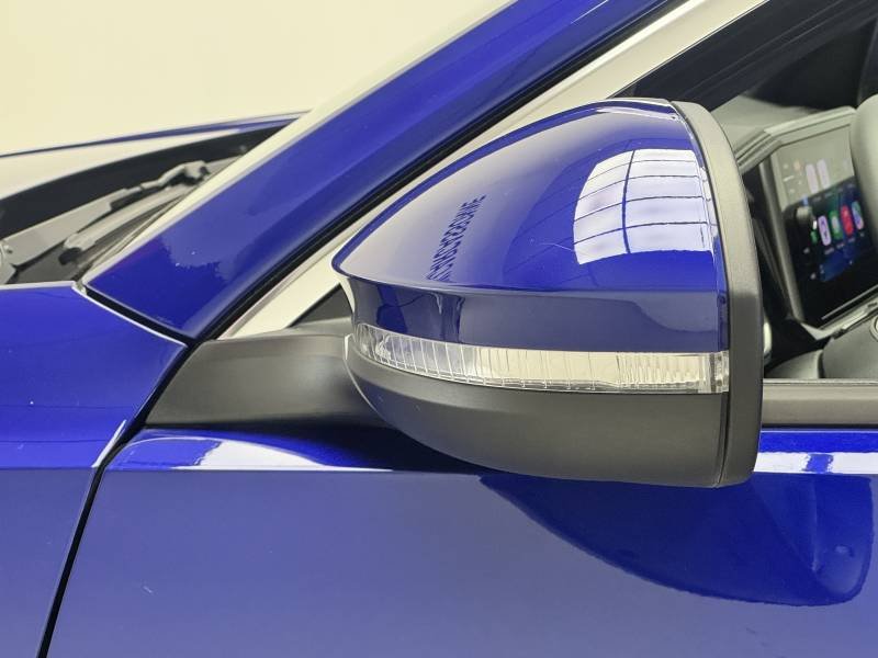 Volkswagen T-Roc - Photo 13