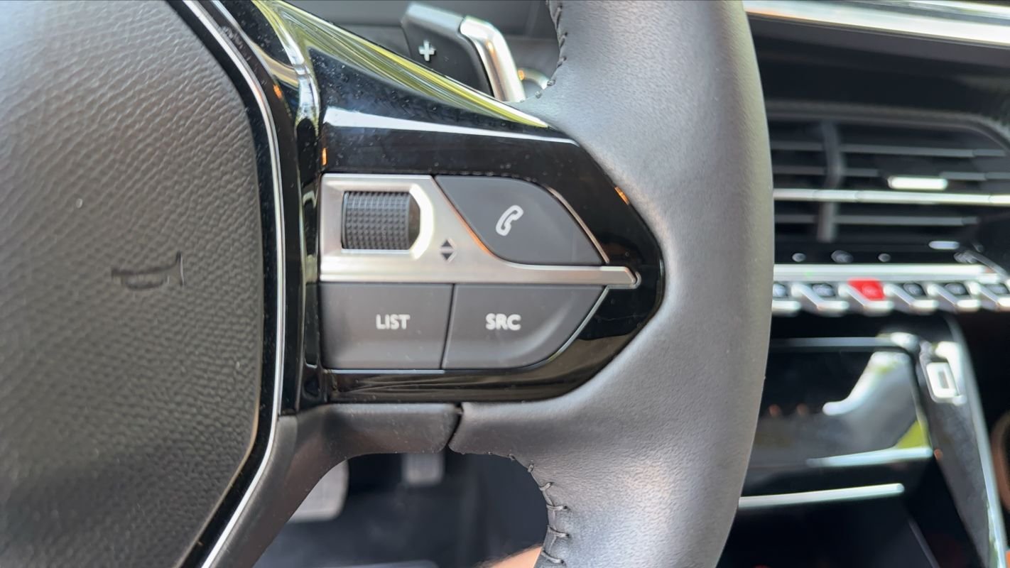 Peugeot 208 - Photo 28