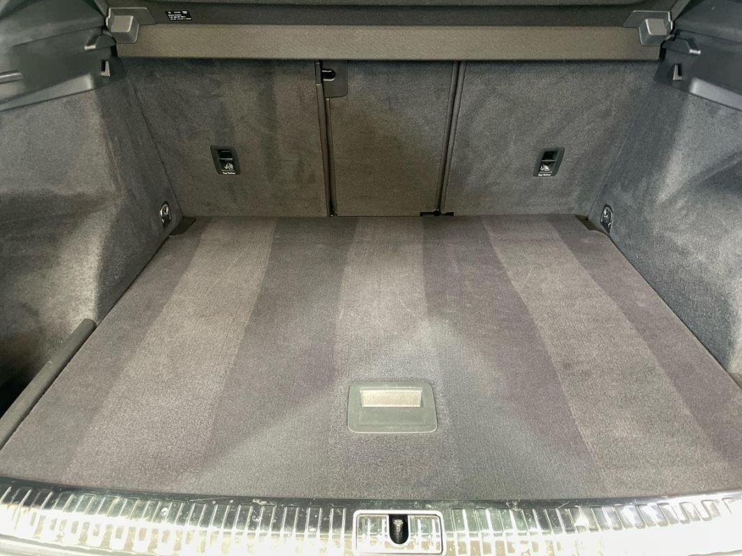 Audi Q3 - Photo 31