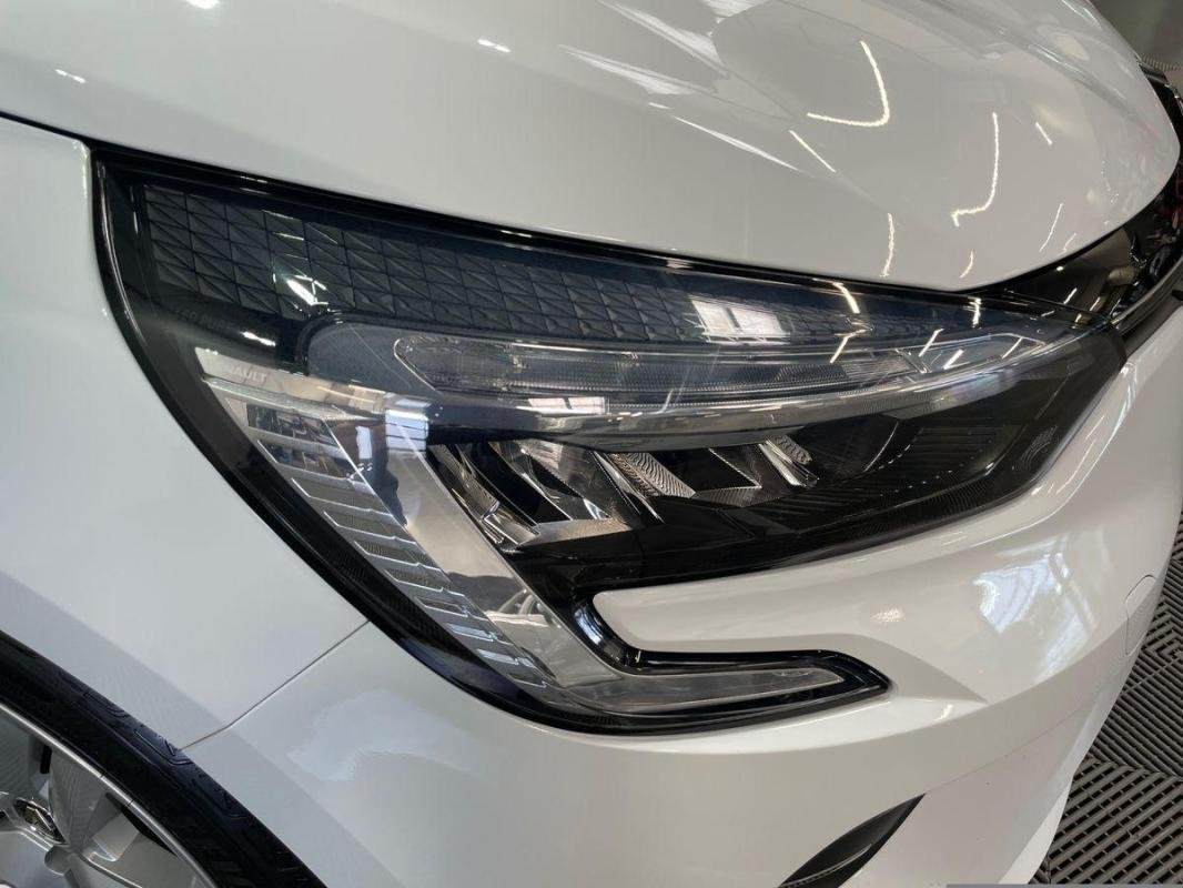 Renault Clio - Photo 18
