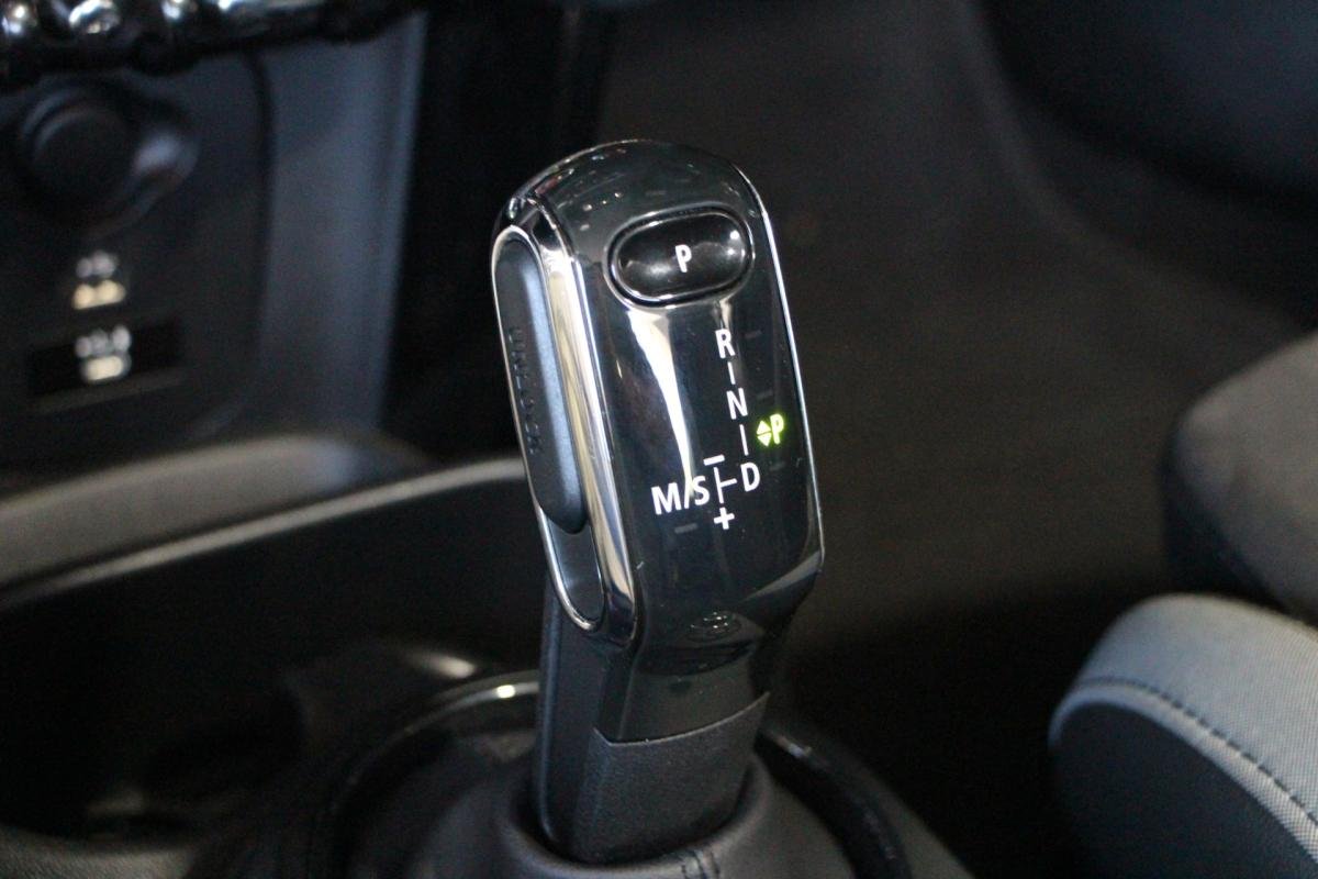 Mini Cabrio - Photo 18
