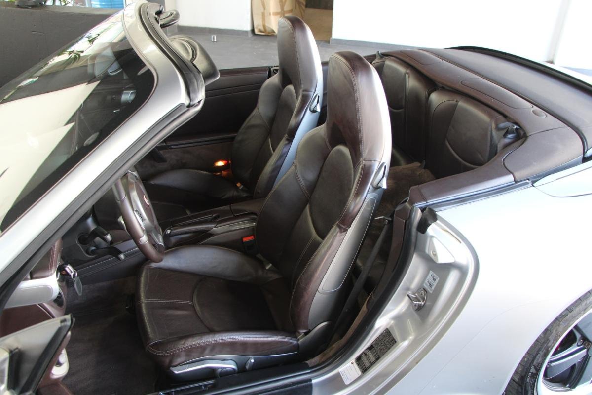 Porsche 911 - Photo 12