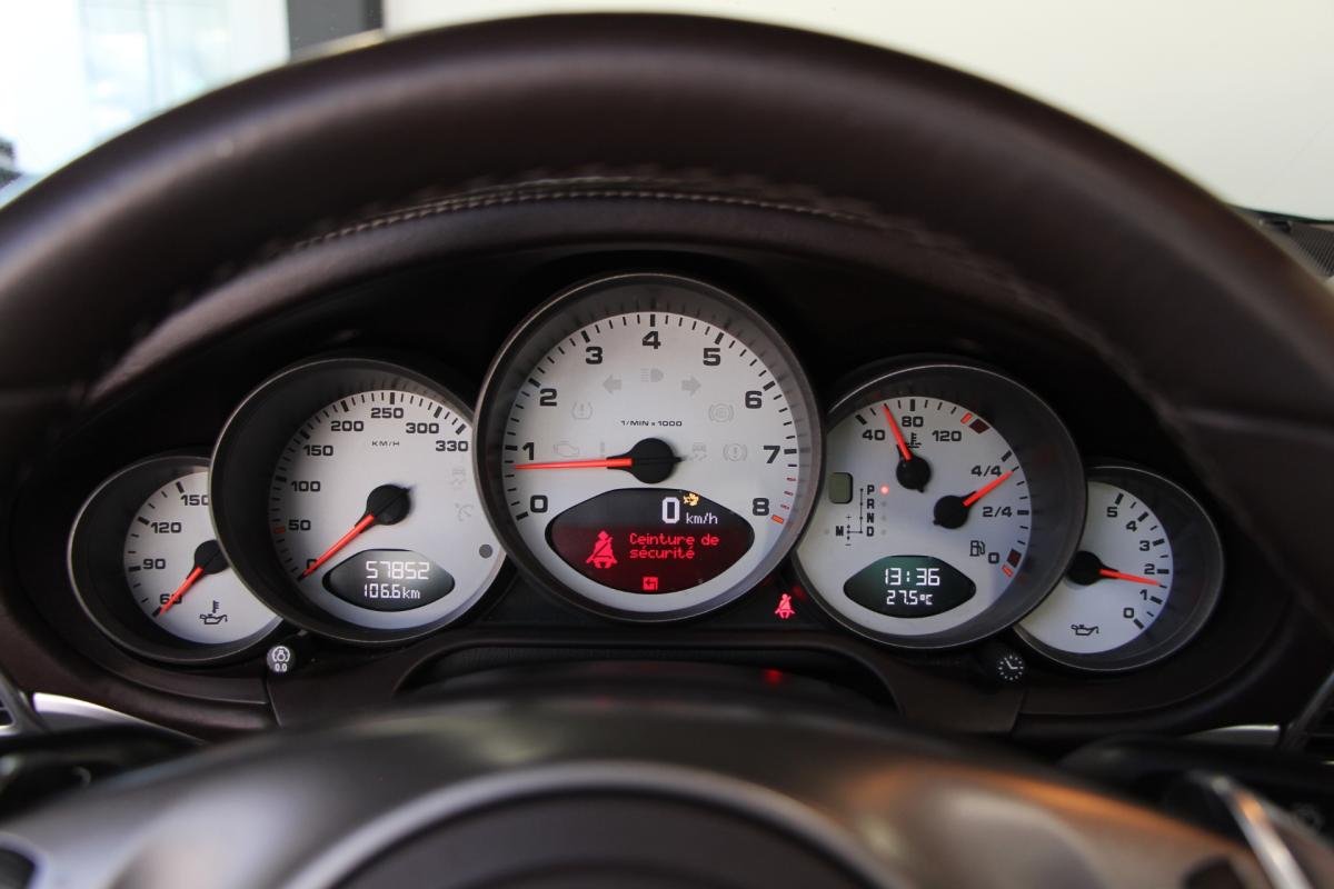 Porsche 911 - Photo 16