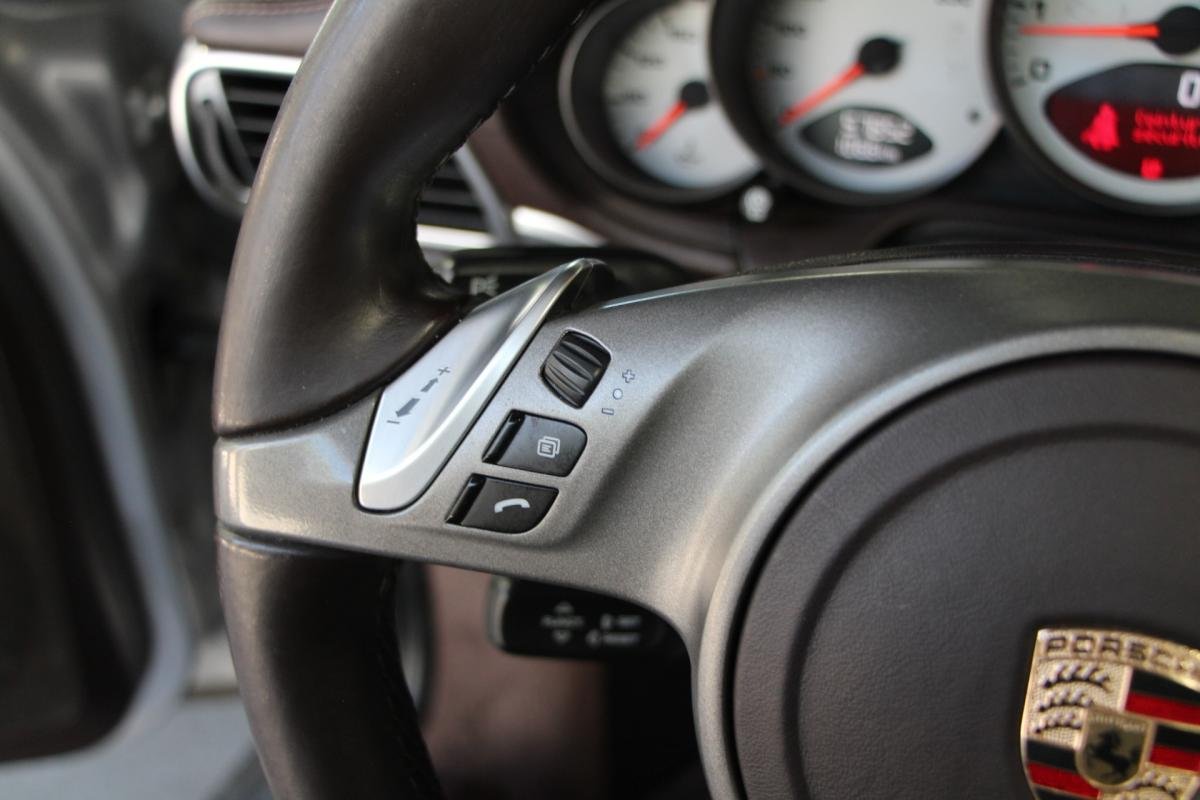 Porsche 911 - Photo 25