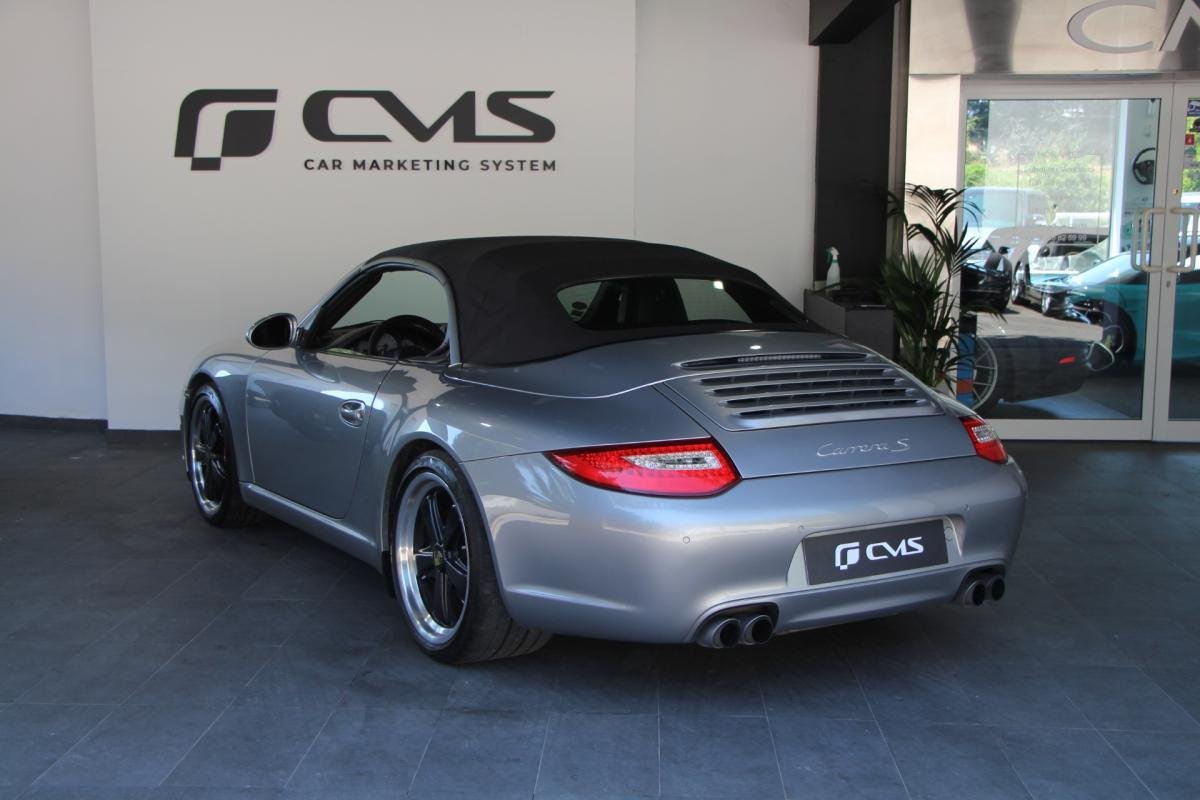 Porsche 911 - Photo 5