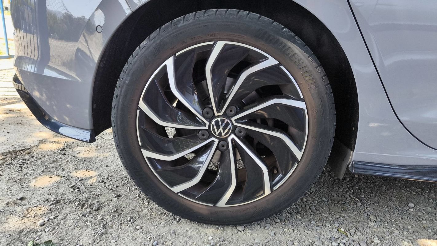 Volkswagen Golf - Photo 16
