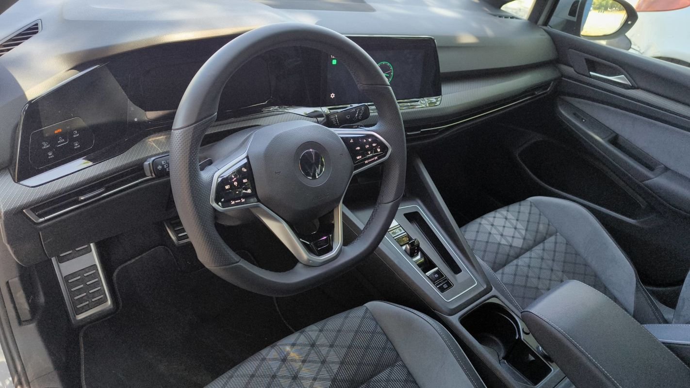 Volkswagen Golf - Photo 8