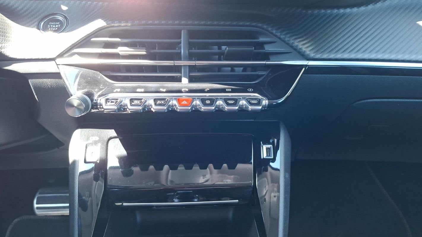 Peugeot 2008 - Photo 28