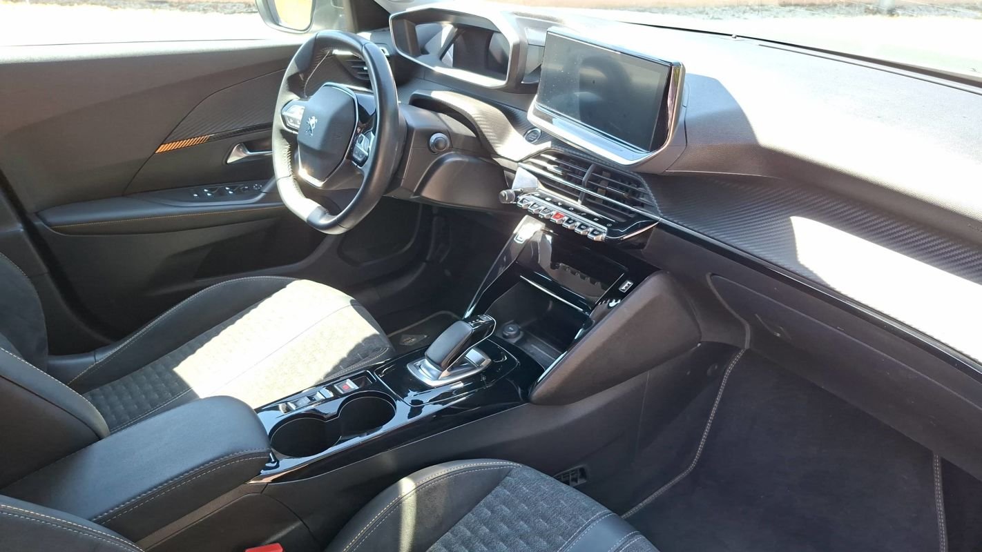 Peugeot 2008 - Photo 10