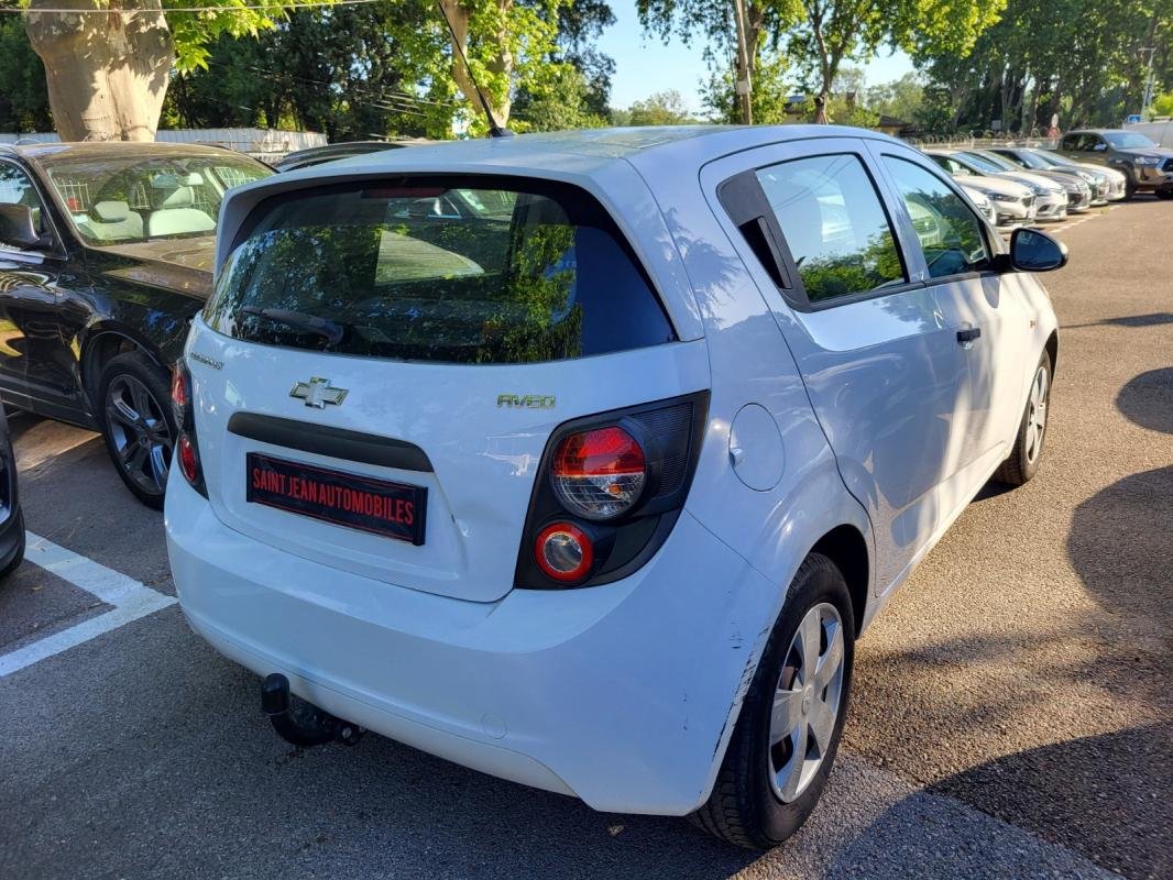 Chevrolet Aveo - Photo 7