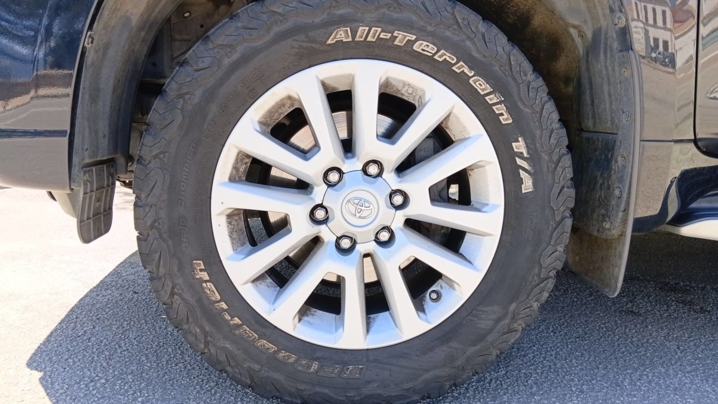 Toyota Land Cruiser - Photo 18