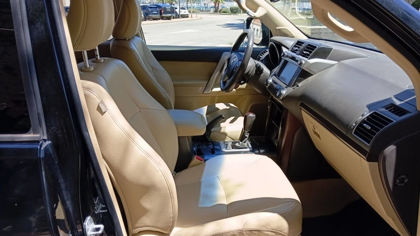 Toyota Land Cruiser - Photo 26