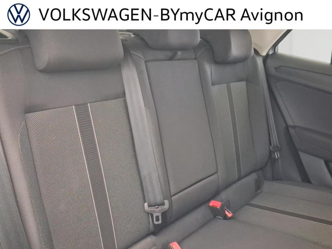 Volkswagen T-Roc - Photo 26