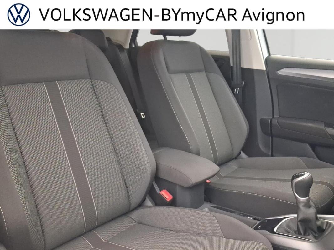 Volkswagen T-Roc - Photo 27
