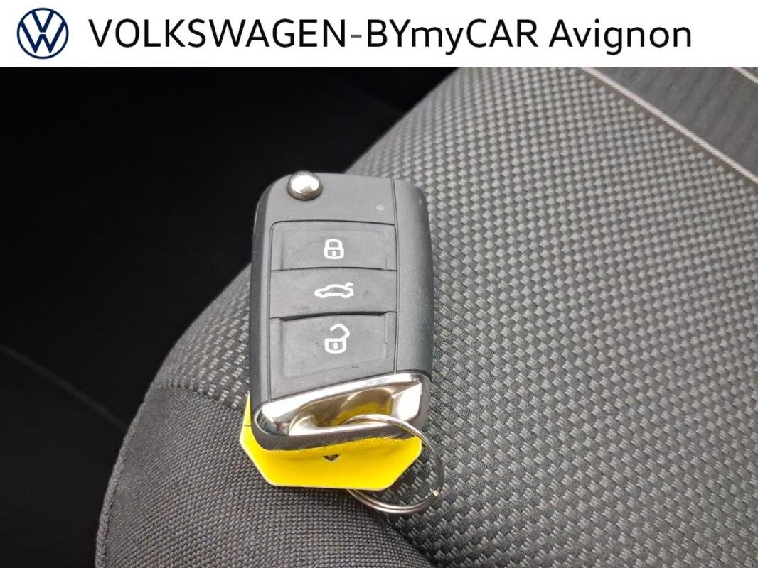 Volkswagen T-Roc - Photo 33