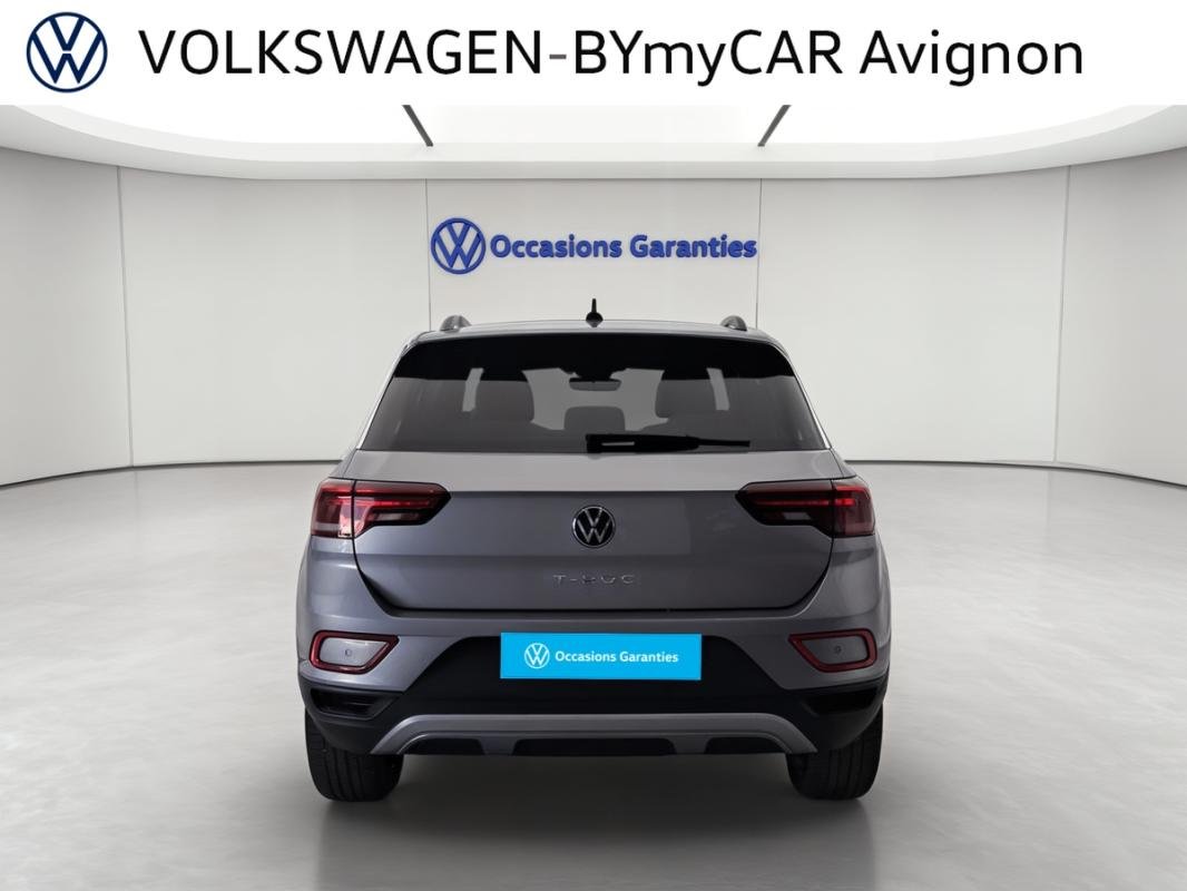 Volkswagen T-Roc - Photo 4