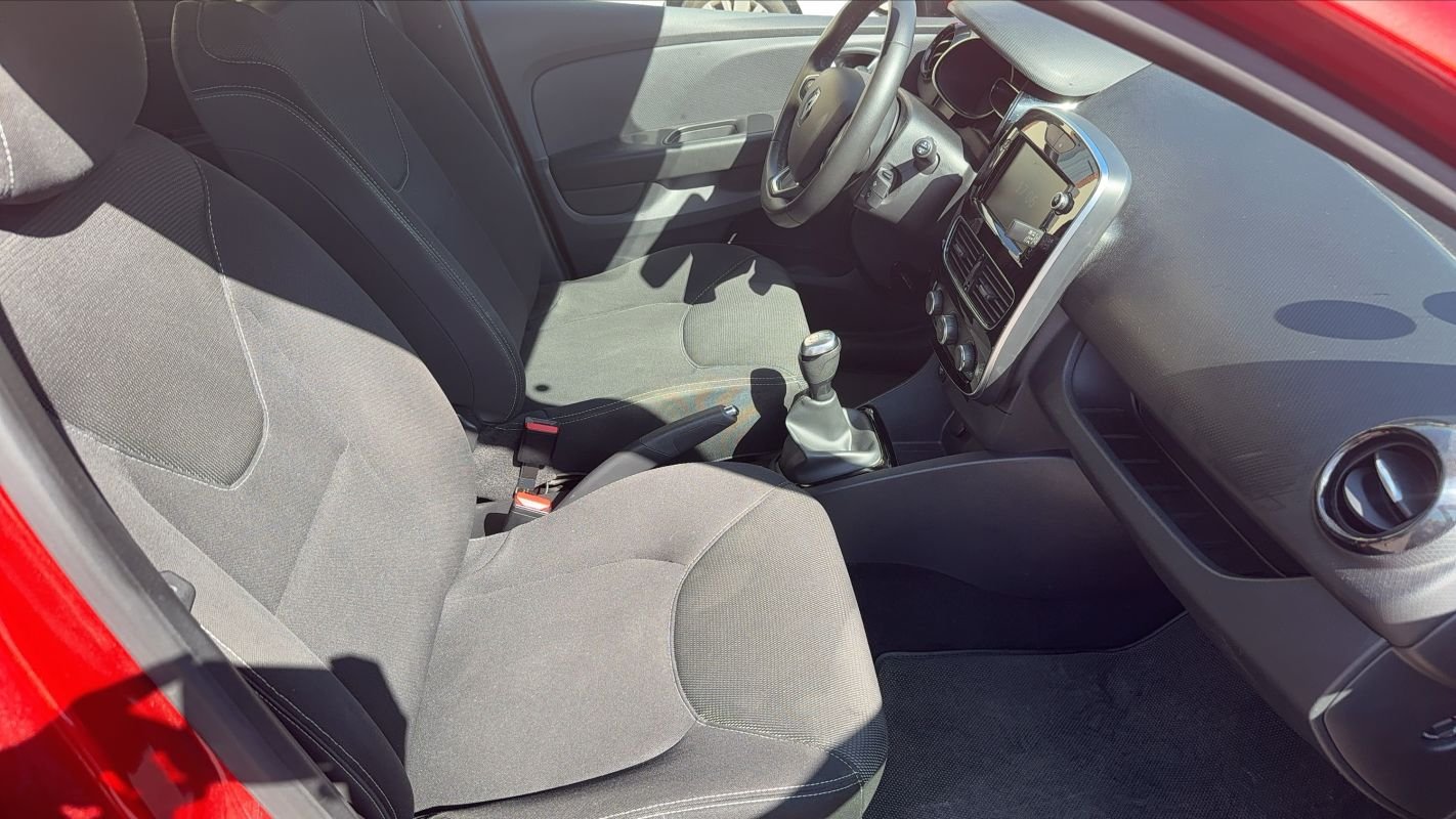 Renault Clio - Photo 27