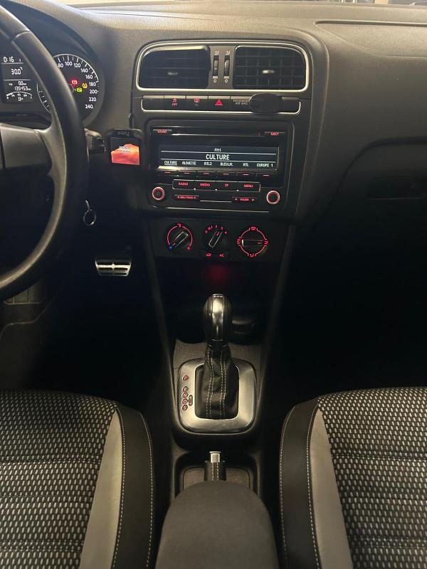 Volkswagen CrossPolo - Photo 14