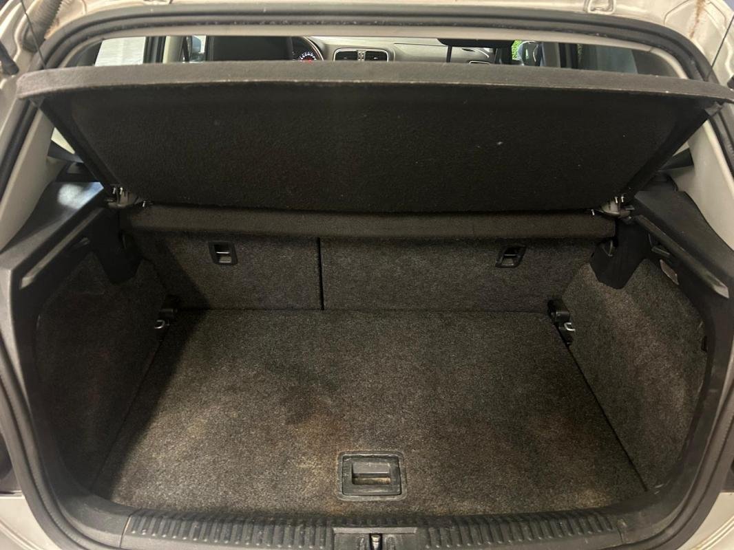 Volkswagen CrossPolo - Photo 16