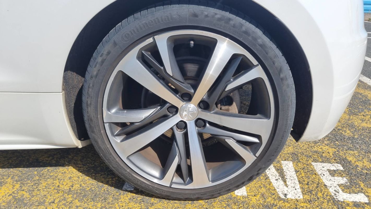 Peugeot RCZ - Photo 19
