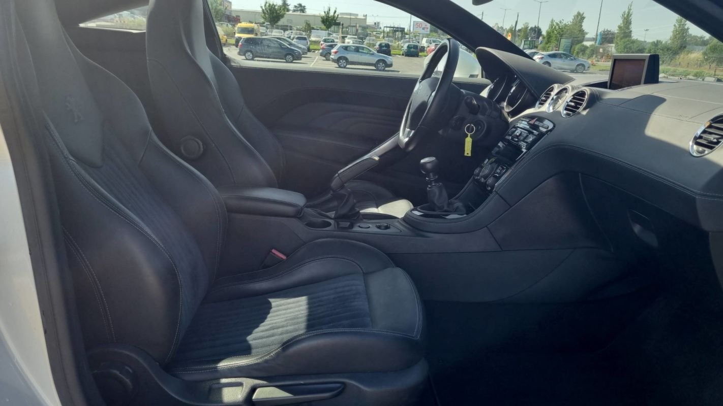 Peugeot RCZ - Photo 25