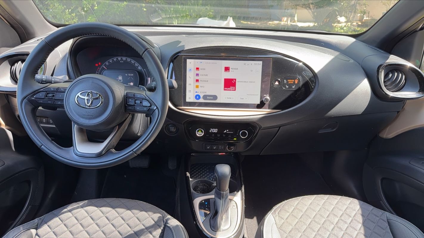 Toyota aygo x - Photo 11