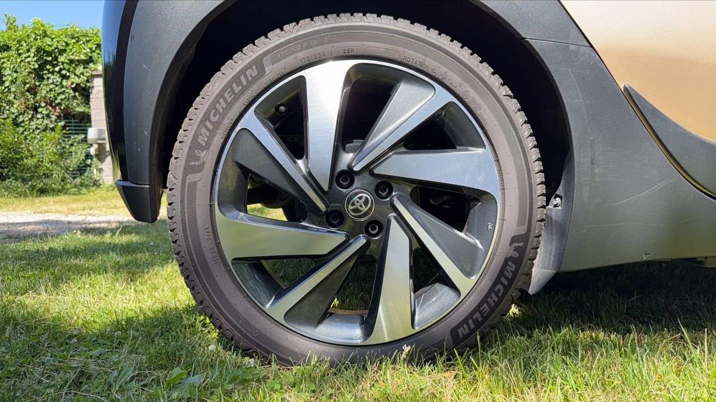 Toyota aygo x - Photo 16