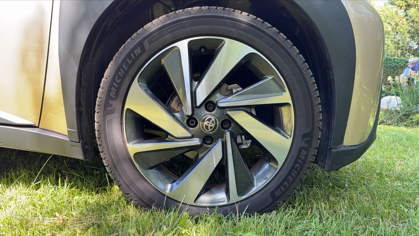 Toyota aygo x - Photo 17