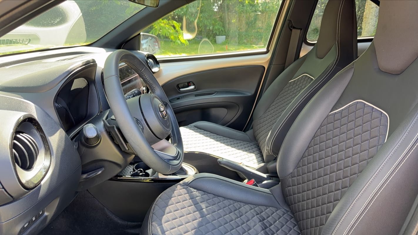 Toyota aygo x - Photo 29