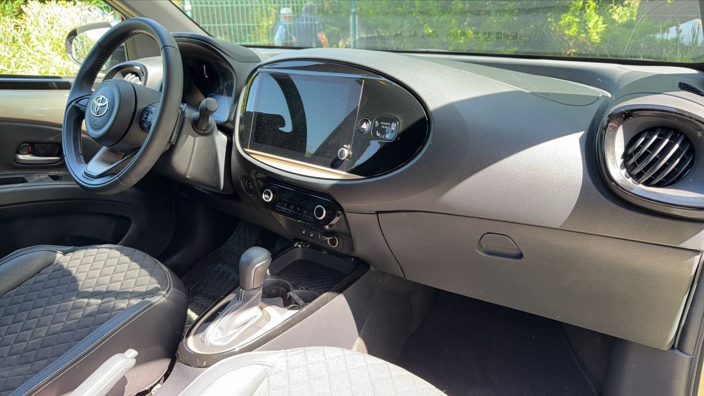 Toyota aygo x - Photo 10