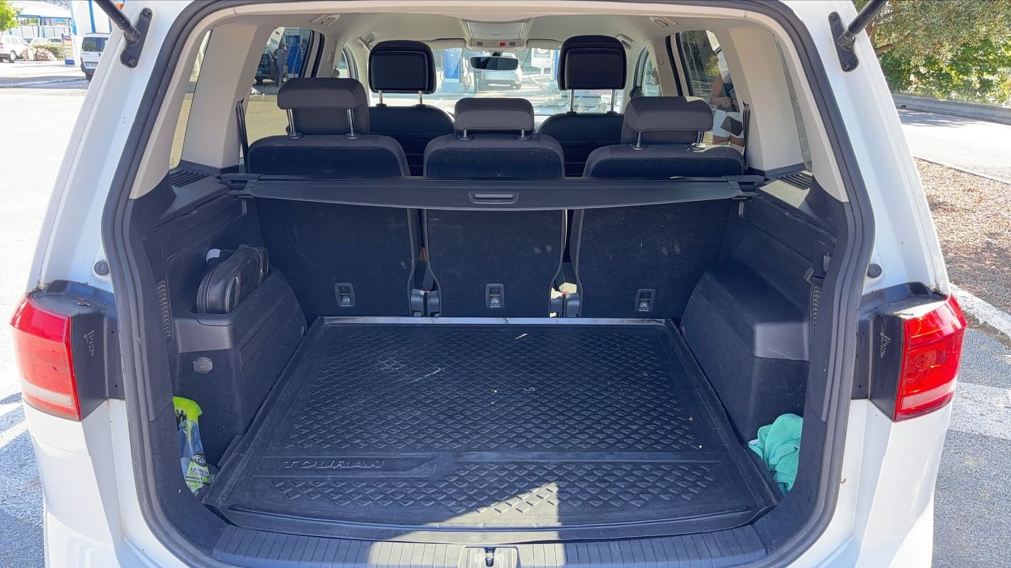 Volkswagen Touran - Photo 14
