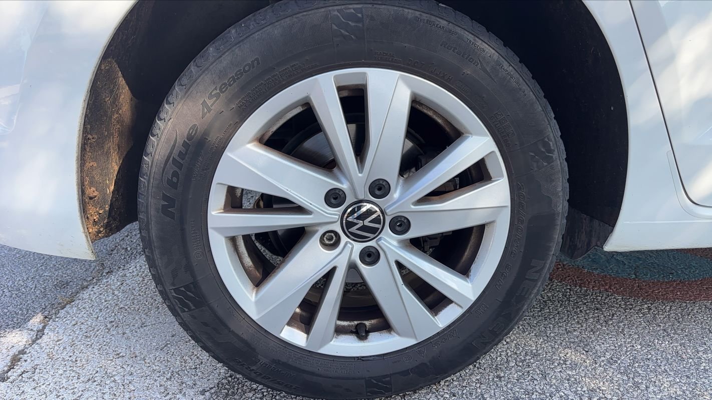 Volkswagen Touran - Photo 16