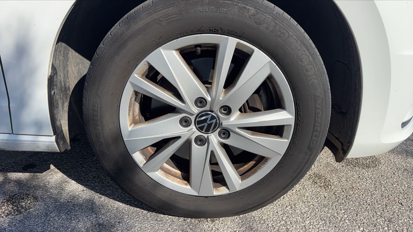 Volkswagen Touran - Photo 17