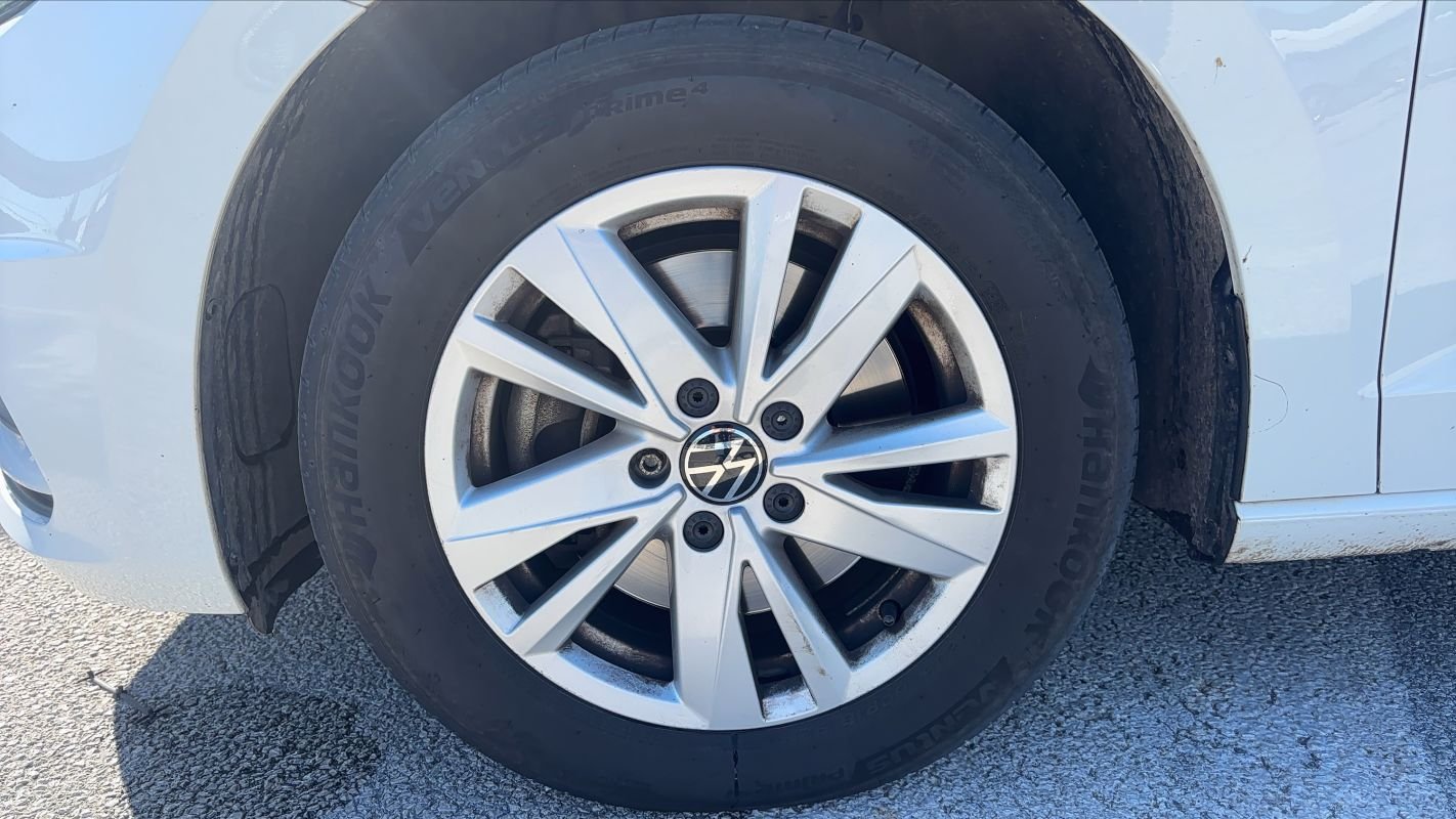 Volkswagen Touran - Photo 18