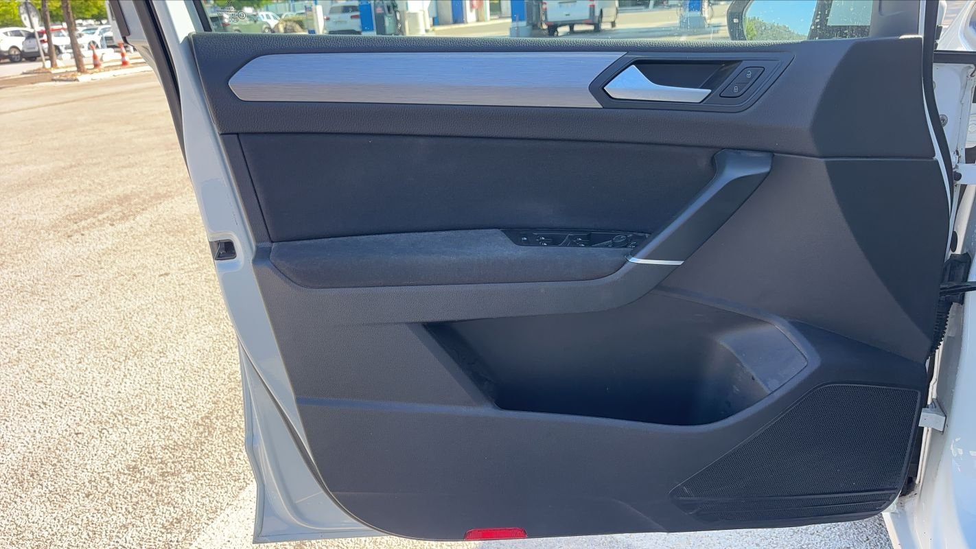 Volkswagen Touran - Photo 7