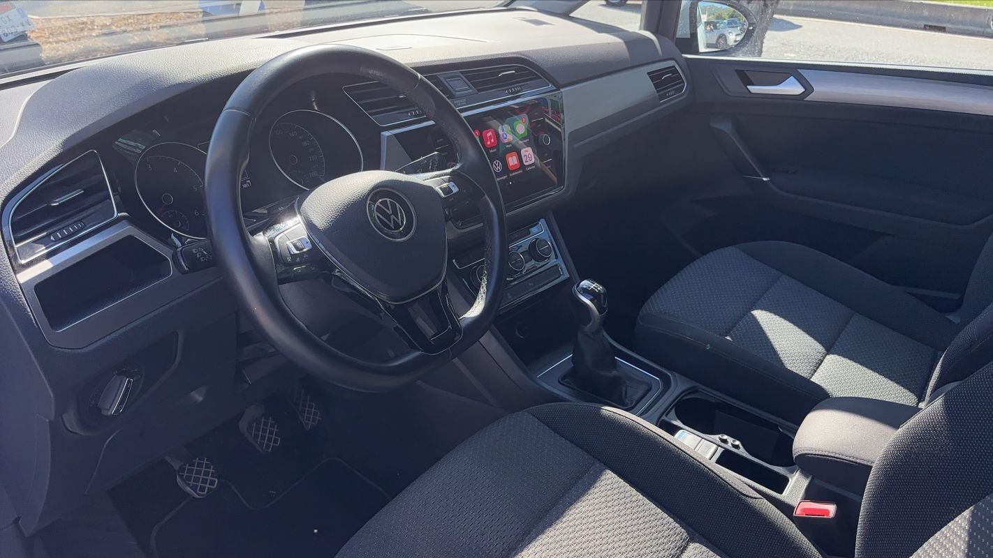 Volkswagen Touran - Photo 8