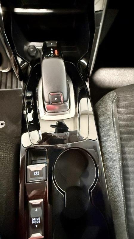 Peugeot 208 - Photo 11