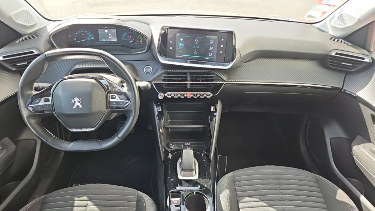 Peugeot 208 - Photo 12