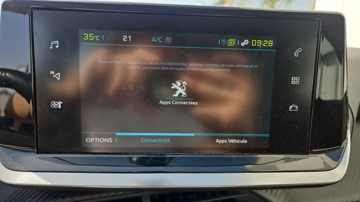 Peugeot 208 - Photo 18