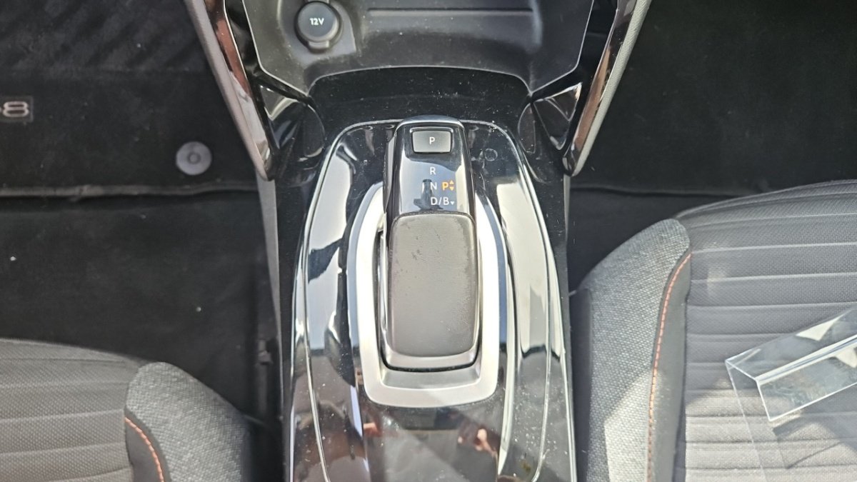 Peugeot 208 - Photo 21