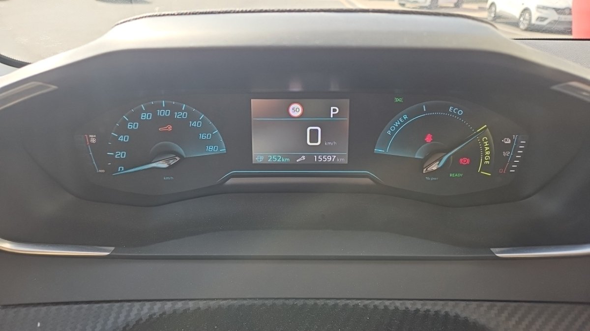 Peugeot 208 - Photo 26