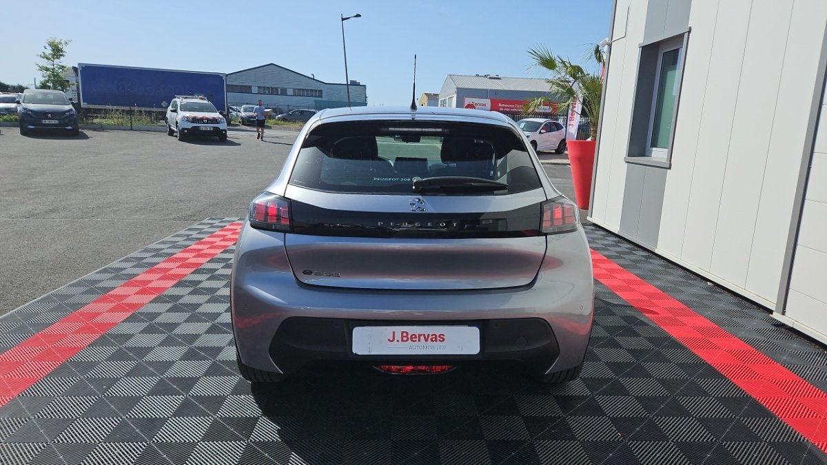 Peugeot 208 - Photo 4