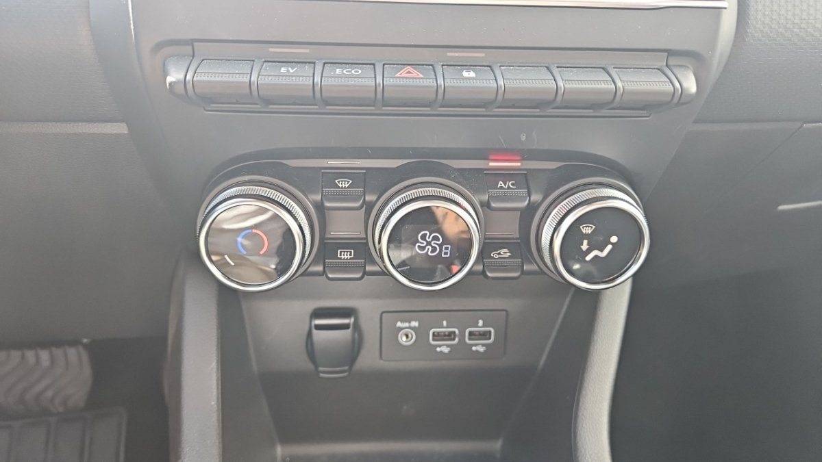 Renault Clio - Photo 20