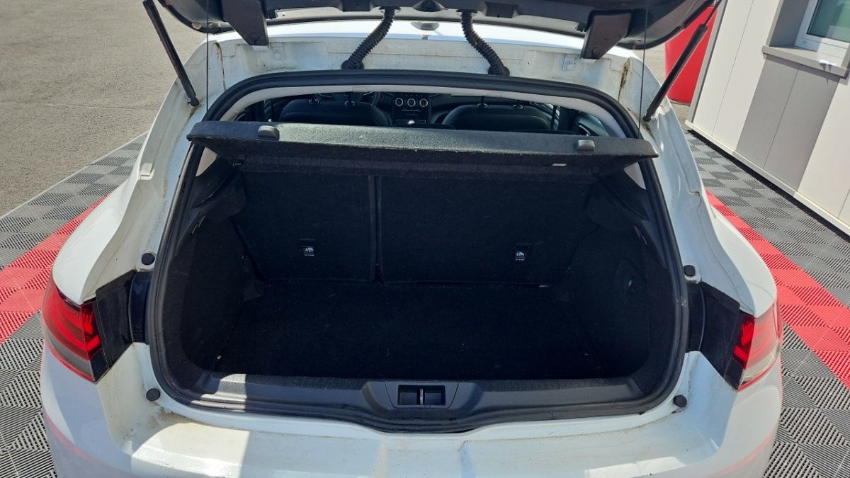 Renault Mégane - Photo 10