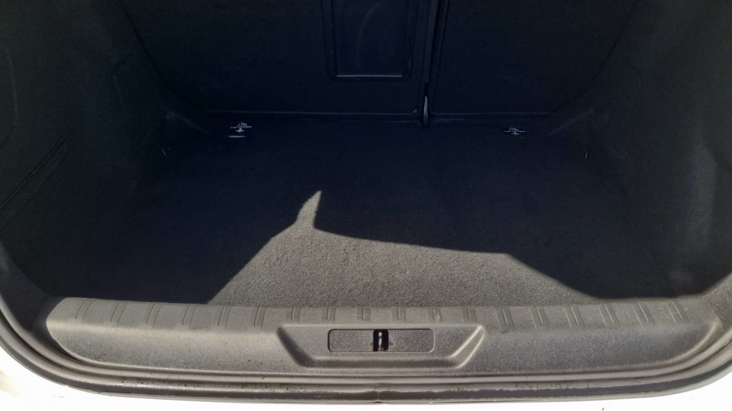 Peugeot 308 - Photo 14