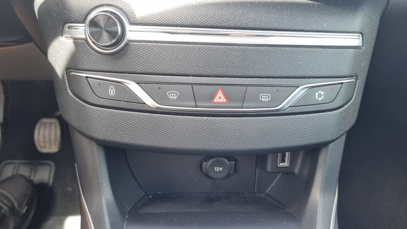 Peugeot 308 - Photo 29