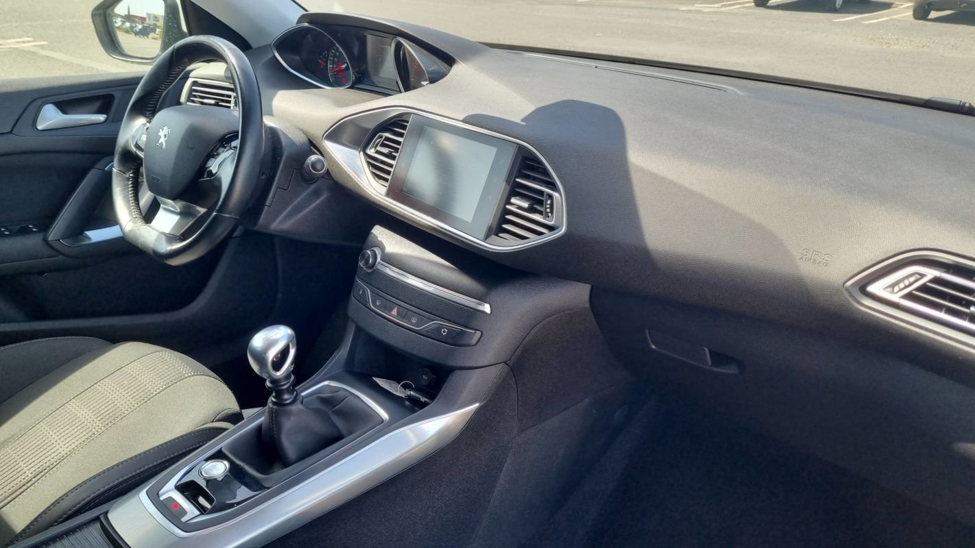 Peugeot 308 - Photo 10