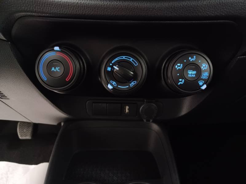 Toyota aygo x - Photo 11